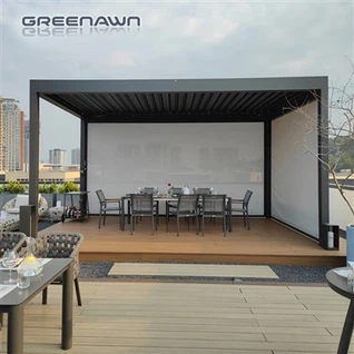 Elektrisk pergola med metalltak